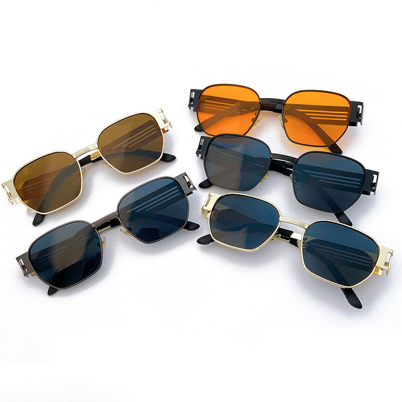 Stilvolle Oversized Sonnenbrille Im Modernen Metalldesign Karnz