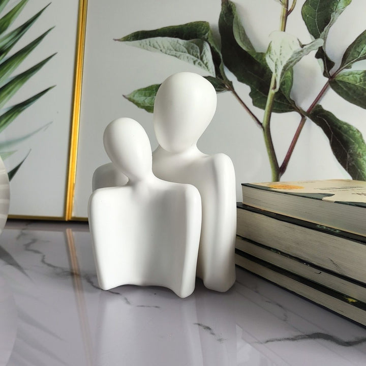 Künstlerische Dualfigur Dekoration Karnz
