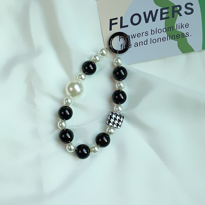 Elegante Perlen- und schwarze Perlen-Charm-Armband Karnz
