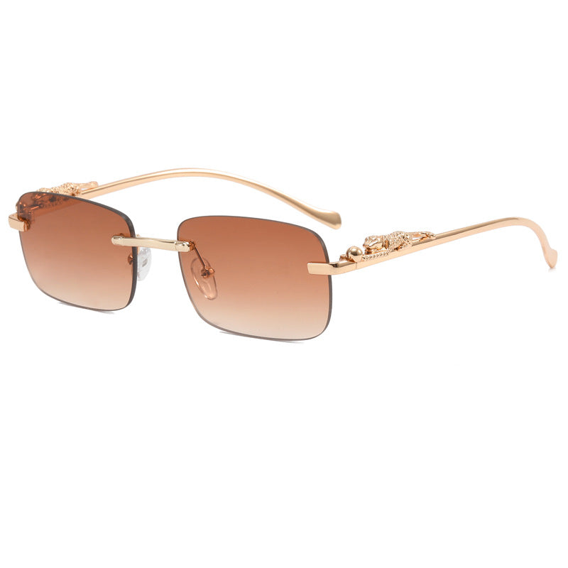 Damen Designer-Sonnenbrille mit feinem Metallrahmen und luxuriösen Details Karnz