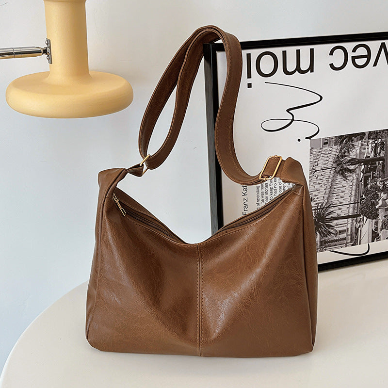 Schlichte lässige Schultertasche
