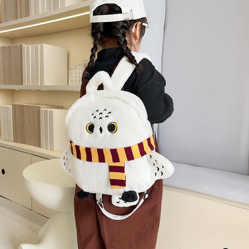 Fluffy Eulen-Rucksack Karnz
