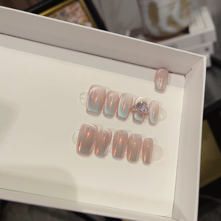 Elegante Press-On Nail Set Karnz