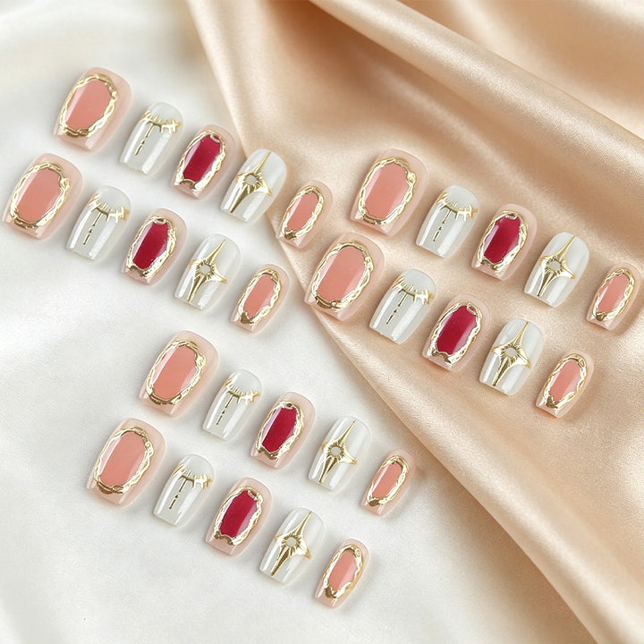 Luxuriöses Press-On Nagelkunst Set Karnz