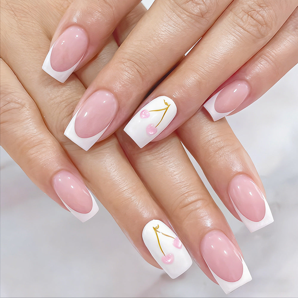 Elegante Kirschblüten-Gel-Nagelkunst Karnz