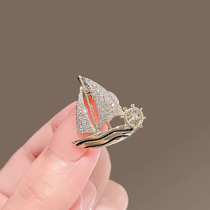 Elegante Segelboot Brosche Karnz