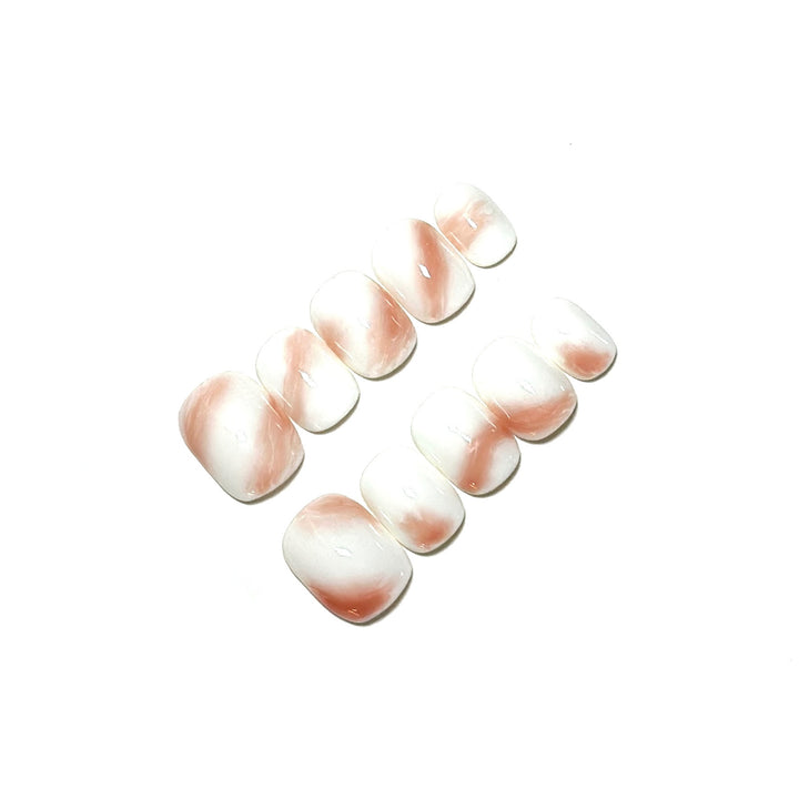 Künstlerisches Press-On Nagelset mit marmoriertem Design