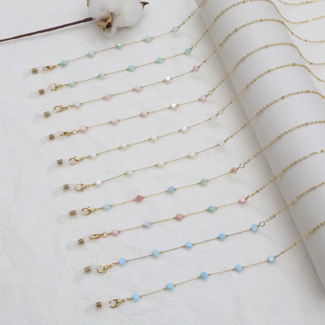 Elegante goldene Ketten Halskette mit Edelsteinen Karnz