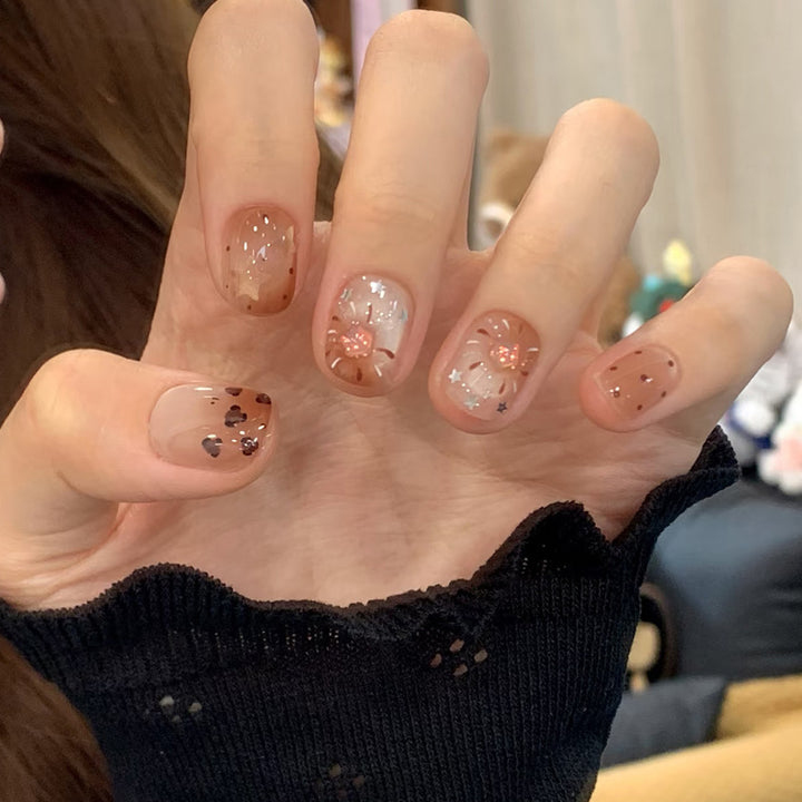Elegante Blumendruck-Nagelkunst Karnz