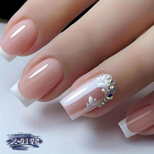 Elegantes Floral-Nagelkunst-Set