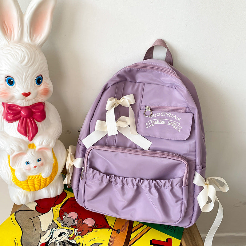 Stylischer Rucksack mit Schleifenverzierung Karnz