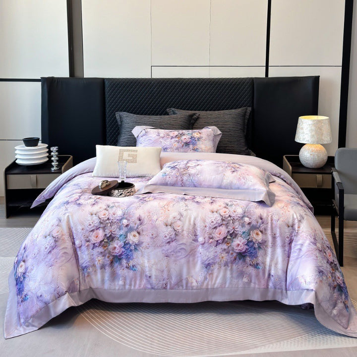 Luxuriöses Satin-Bettwäscheset mit Rosenmuster und seidig-glänzender Oberfläche