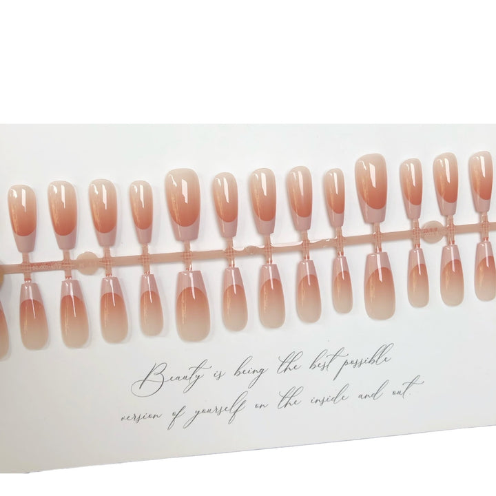 Elegantes Press-On-Nagelset 1790745710