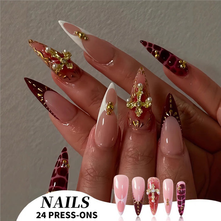 Elegantes Stiletto Press-On Nagelset Karnz