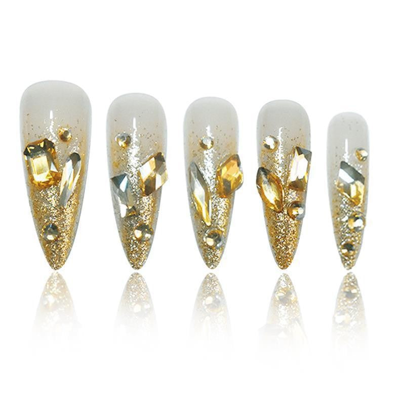 Glamouröse Stiletto Press-On Nagelverlängerungen Karnz