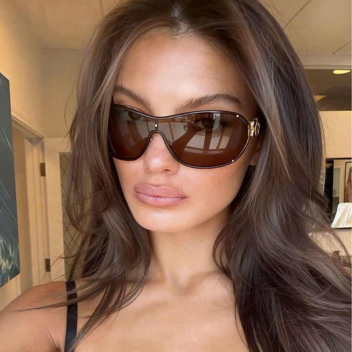 Modische Sonnenbrille mit Floralem Detail Karnz