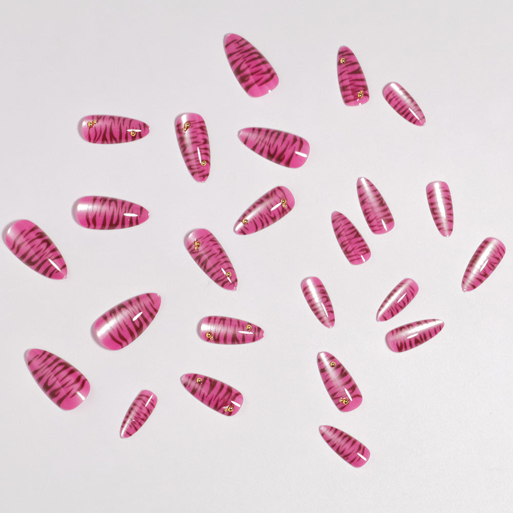 Künstlerisches Press-On-Nagelkunst-Set Karnz