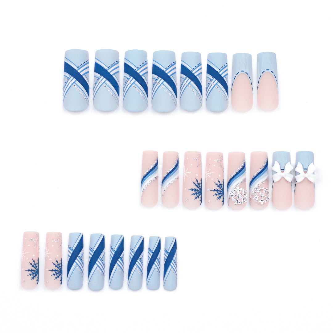 Premium Nagelverlängerungen mit luxuriösem Winterdesign Karnz