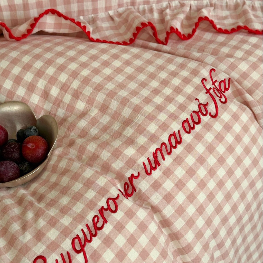 Gingham Rüschenset Bettwäsche mit gestickten Kissenbezügen