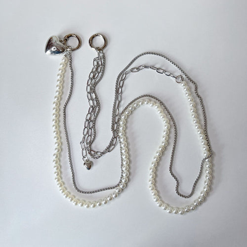 Elegante Perlen Brillenband Karnz