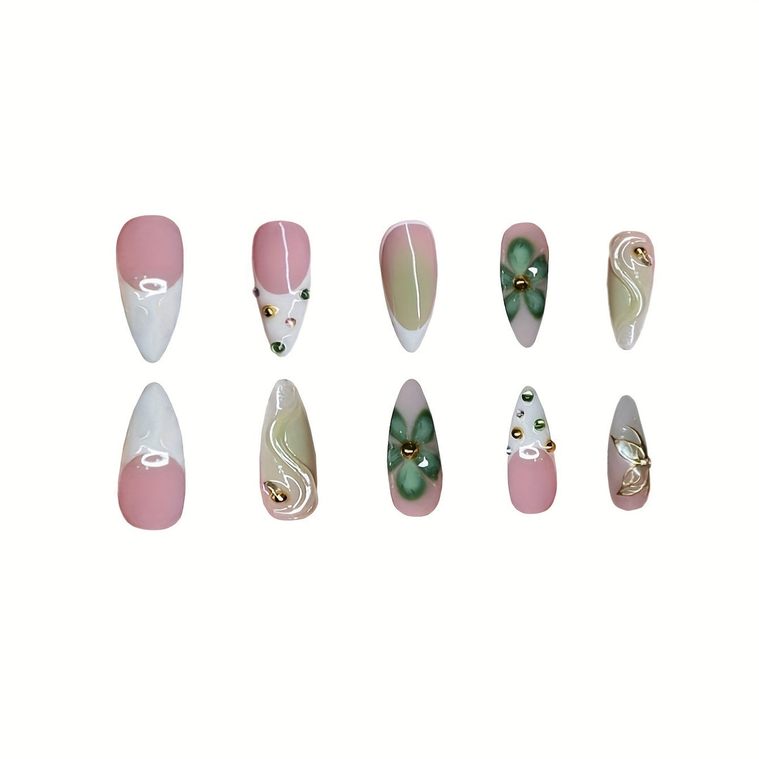 Künstlerisches Press-On Nageldesign mit floralen Elementen Karnz