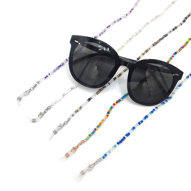 Farbenfroher Perlen-Brillenhalter Karnz