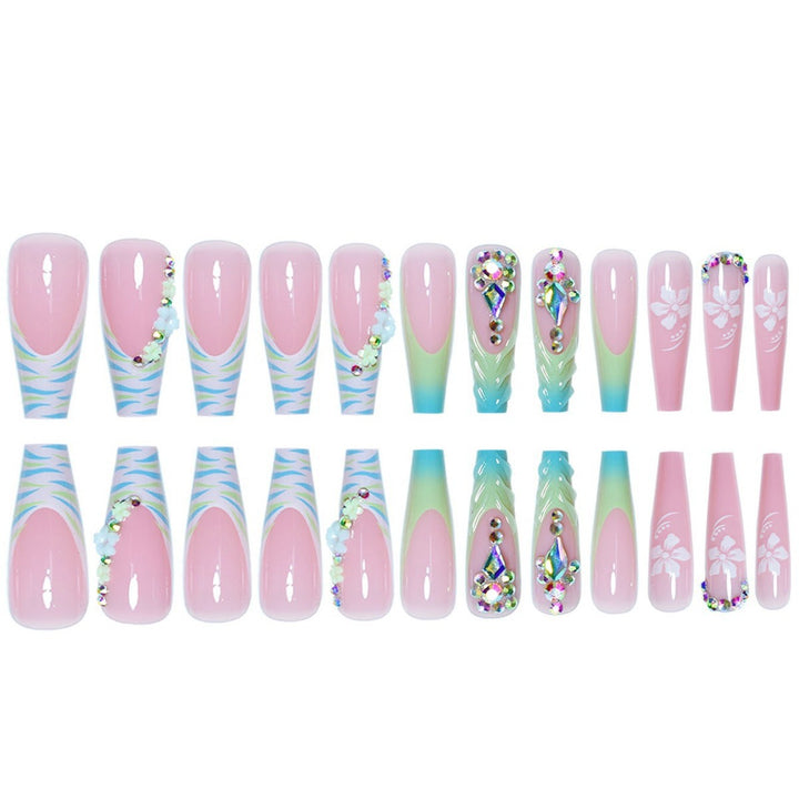 Glamouröse 3D Blumeneffekt Press-On Nagelverlängerungen Karnz