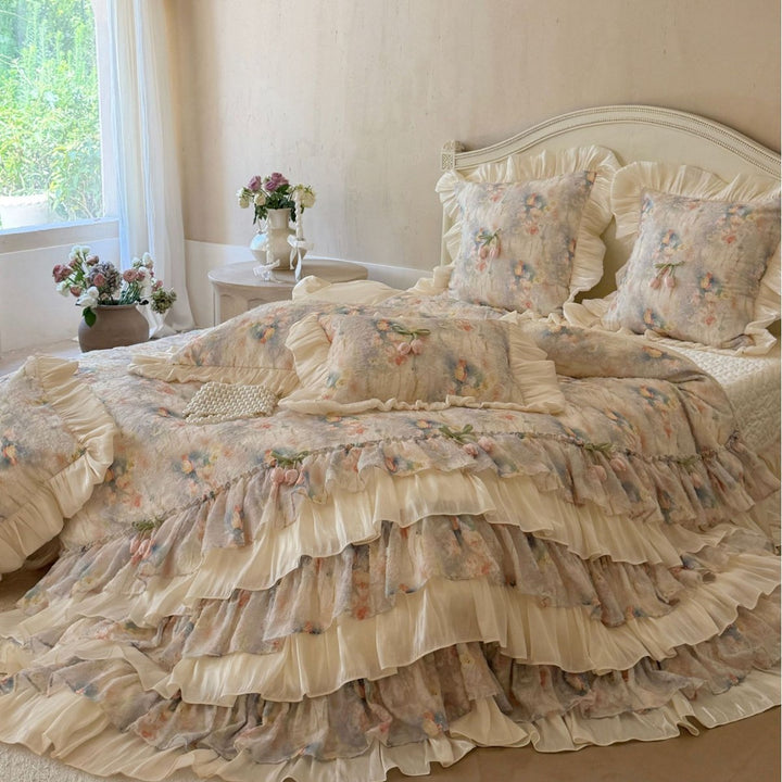 Romantisches Bettwäscheset mit mehrlagigem Volant, Rüschen und zartem Aquarell‑Blumenprint