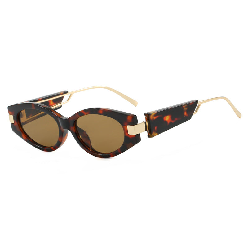 Damen elegante Cat-Eye Sonnenbrille mit goldenen Akzenten Karnz