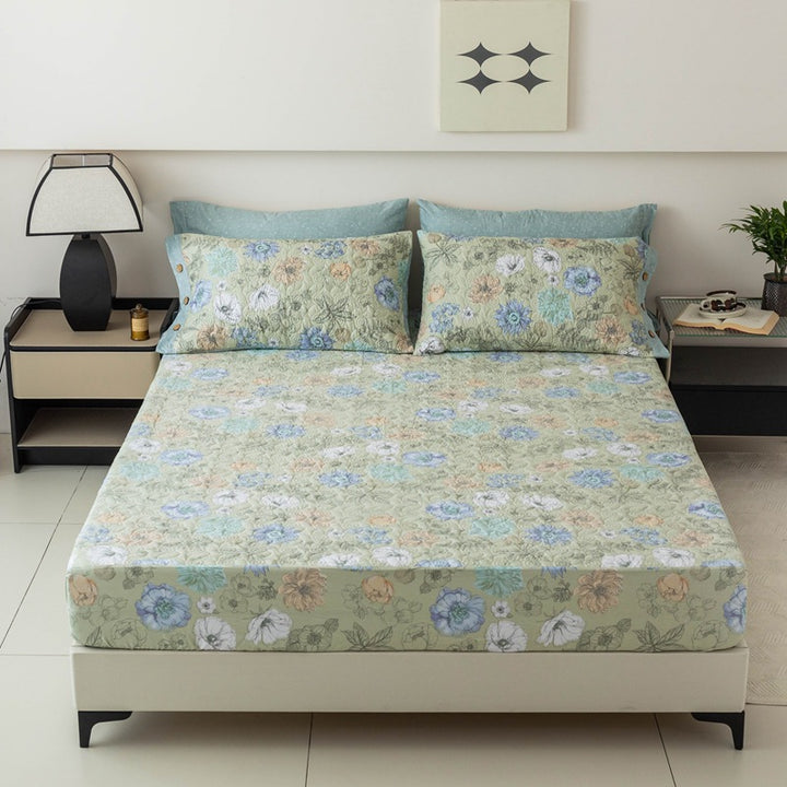 Gepolsterte Bettlaken und Kissenbezug Set mit botanischem Druck