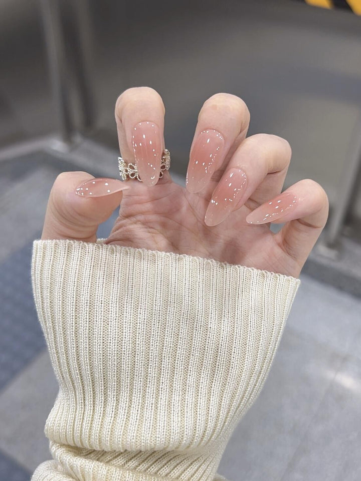 Kunstnägel mit Elegantem Glitzereffekt Karnz