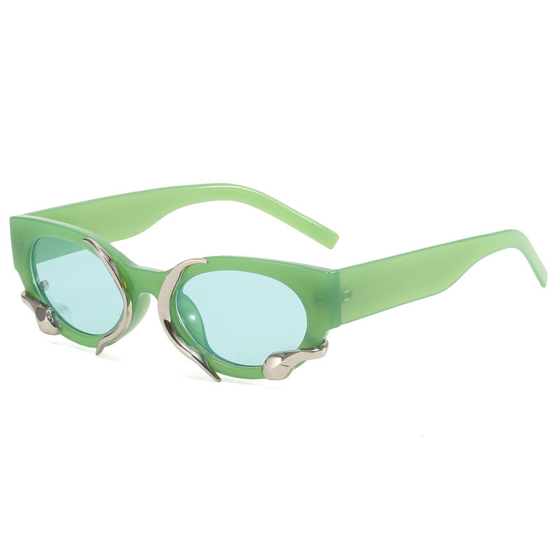 Damen Designer-Sonnenbrille mit außergewöhnlichem Detail Karnz
