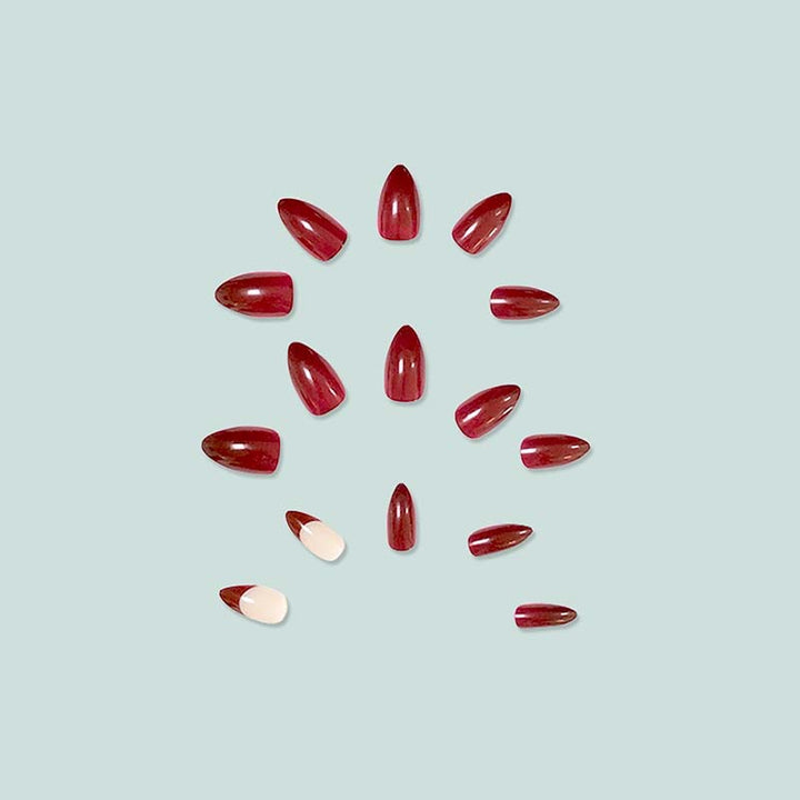 Elegante Stiletto Kunstnägel mit Ombre-Effekt Karnz