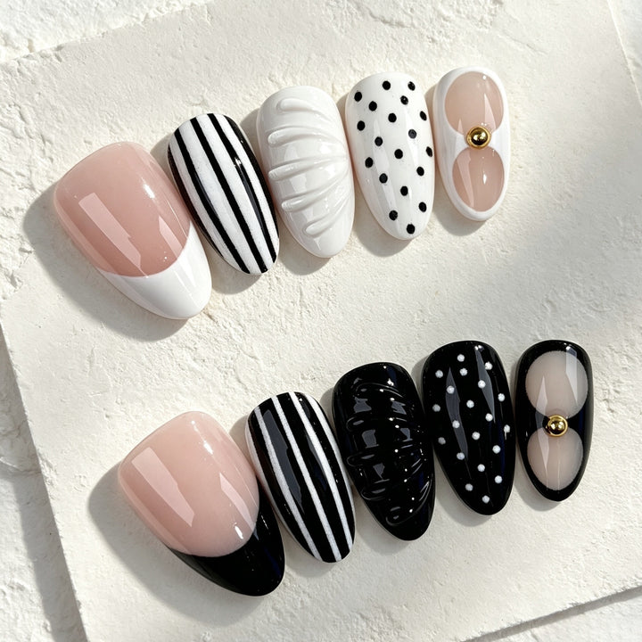 Künstlerisches gestreiftes Press-On-Nagelset