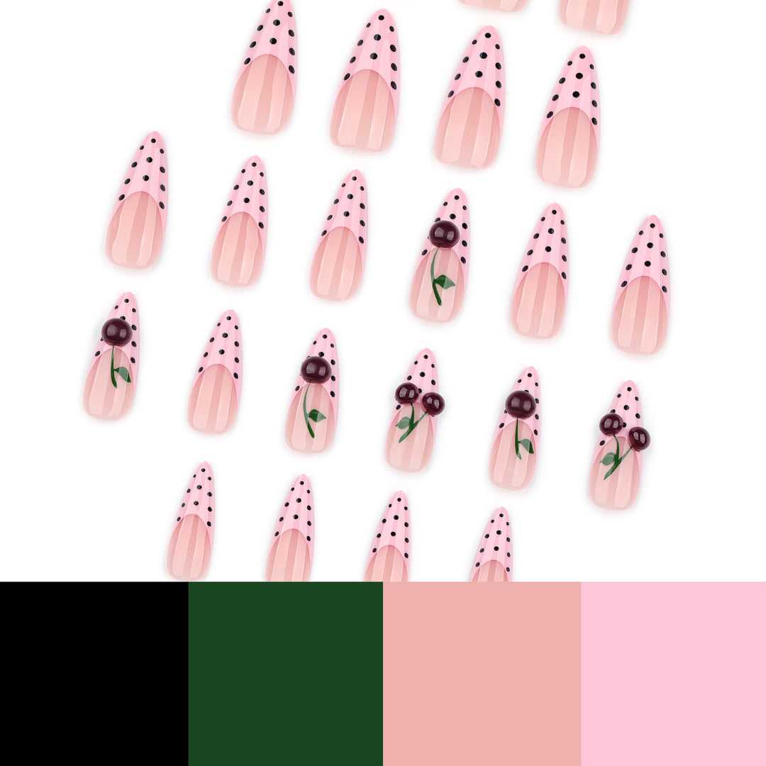 Künstliche Nagelkunst im fröhlichen Kirsch-Design Karnz