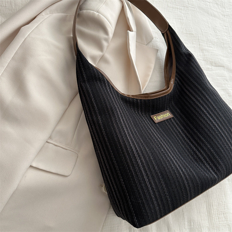 Modische Strukturierte Schultertasche