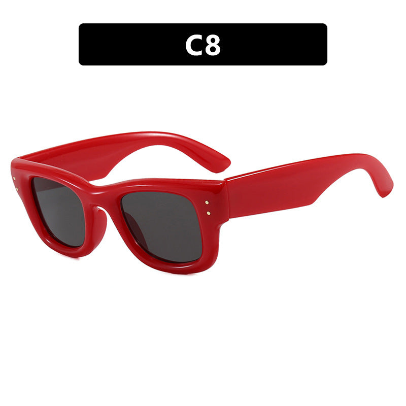 Damen modische Sonnenbrille mit breitem, elegantem Rahmen und schützendem UV-Filter Karnz