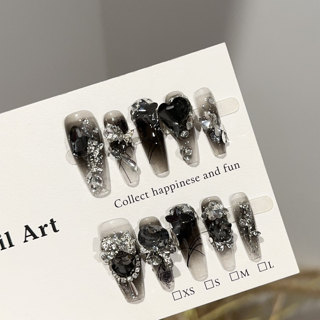Glamourös Dekorative Press-On Nagelkunst Set mit Kristallakzenten