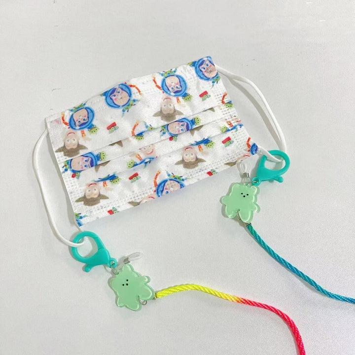 Maskenhalter mit Buntem Zubehör Karnz