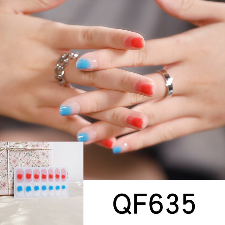 Künstliche Nagelgestaltung mit Herz-Motiv Karnz