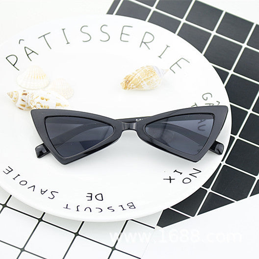 Damen modische Cat-Eye Sonnenbrille mit elegantem Design Karnz