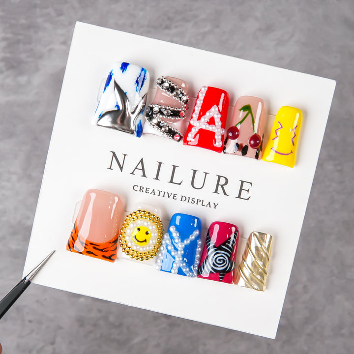 Künstlerisches Press-On Nagelkunst Set