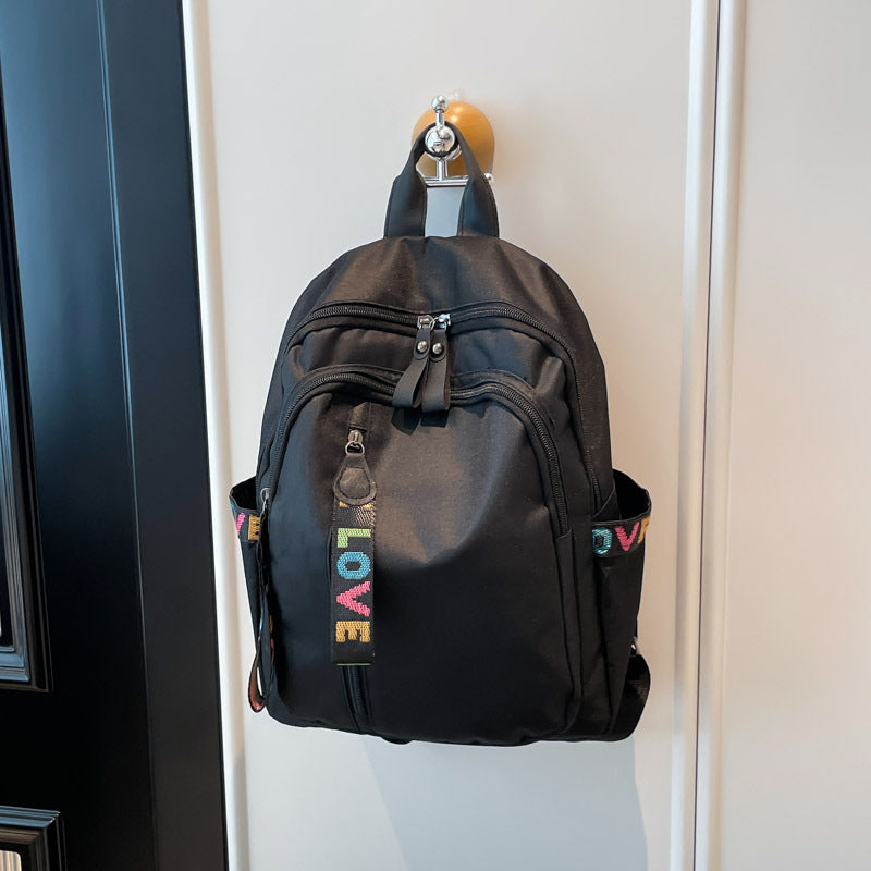 Vielseitiger Rucksack mit zwei Fächern