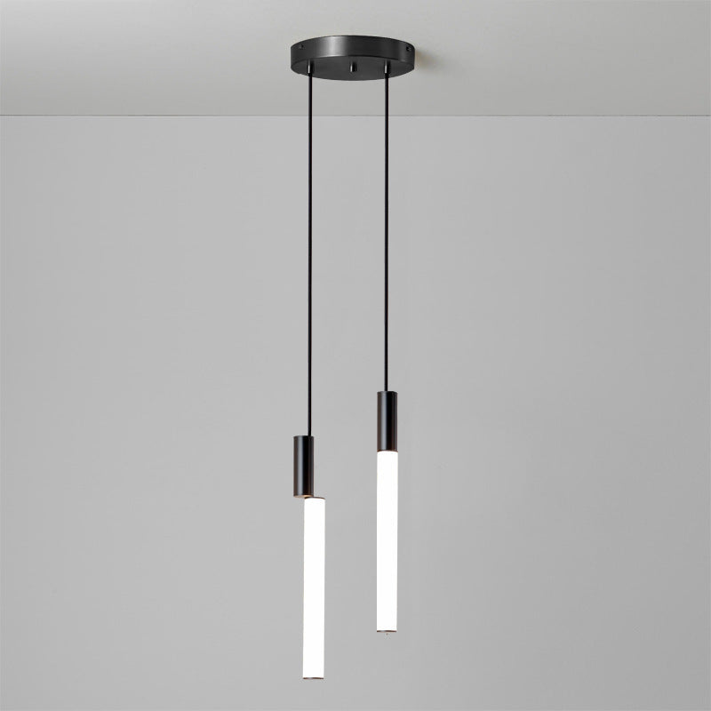 Moderner minimalistischer Pendelleuchte mit doppelten Röhren