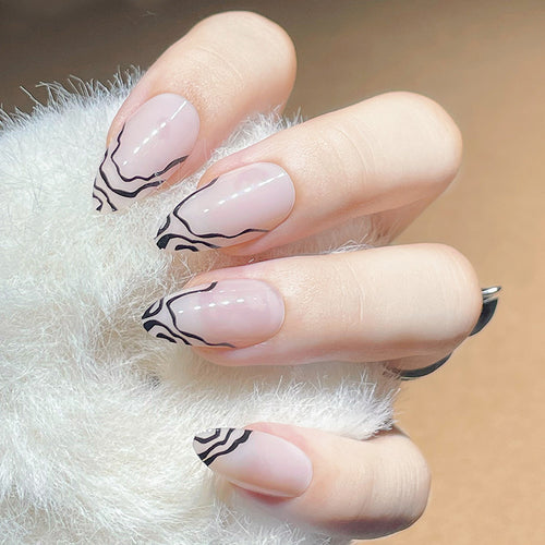 Elegantes Stiletto Press-On Nagelset mit Marmor-Details Karnz