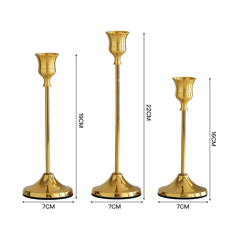 Elegante goldene Kerzenhalter Set