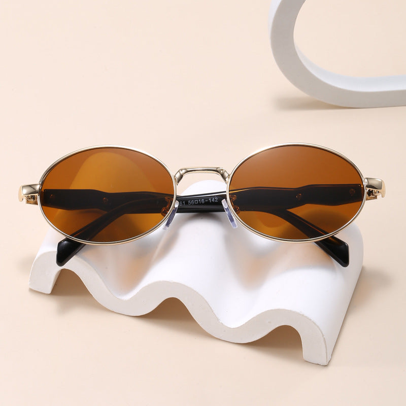 Modische Sonnenbrille Im Eleganten Ovaldesign Karnz 1787127969