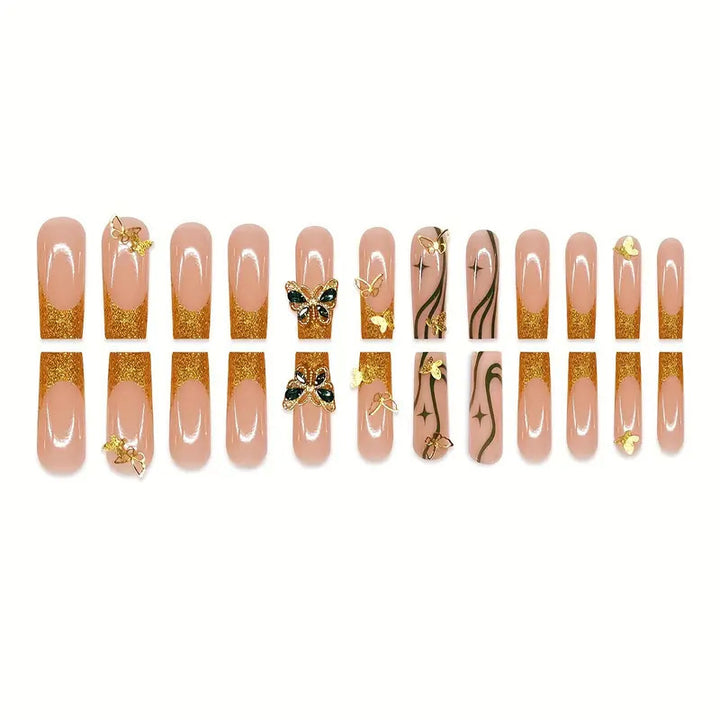 Dekorative Schmetterlings-Themen-Nagelverzierungen Karnz