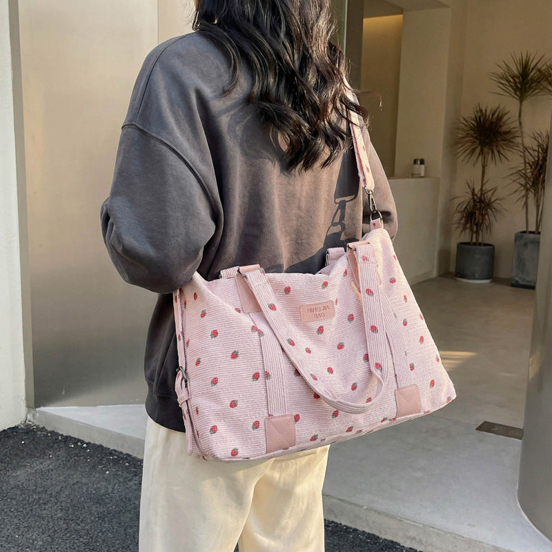 Stylische Wochenend-Duffle Karnz