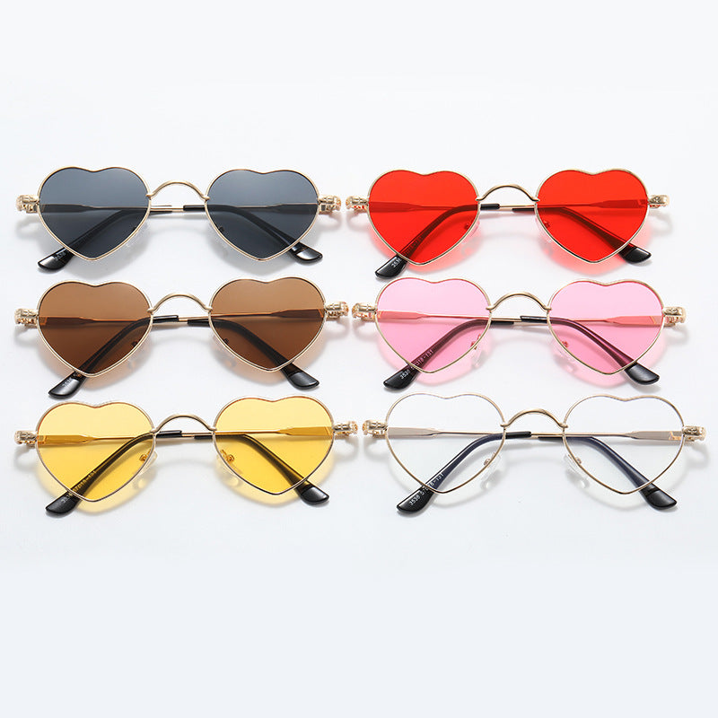 Damen Herzförmige Sonnenbrille mit filigranem Metallrahmen Karnz